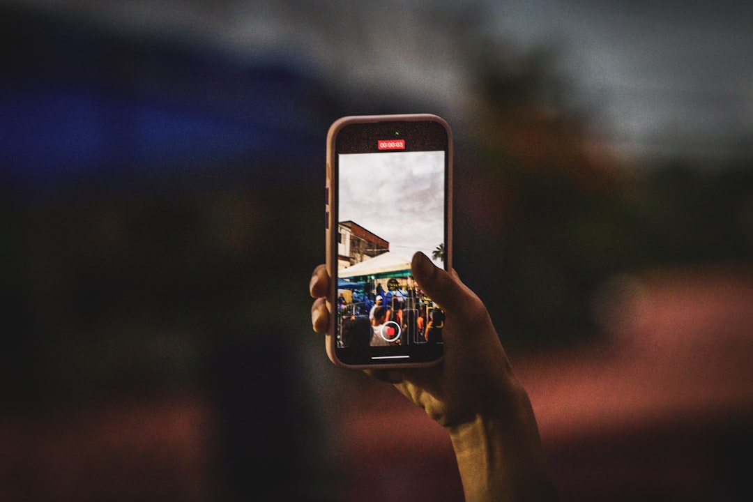 How to Convert HEIC to JPEG on iPhone Without Third-Party Apps